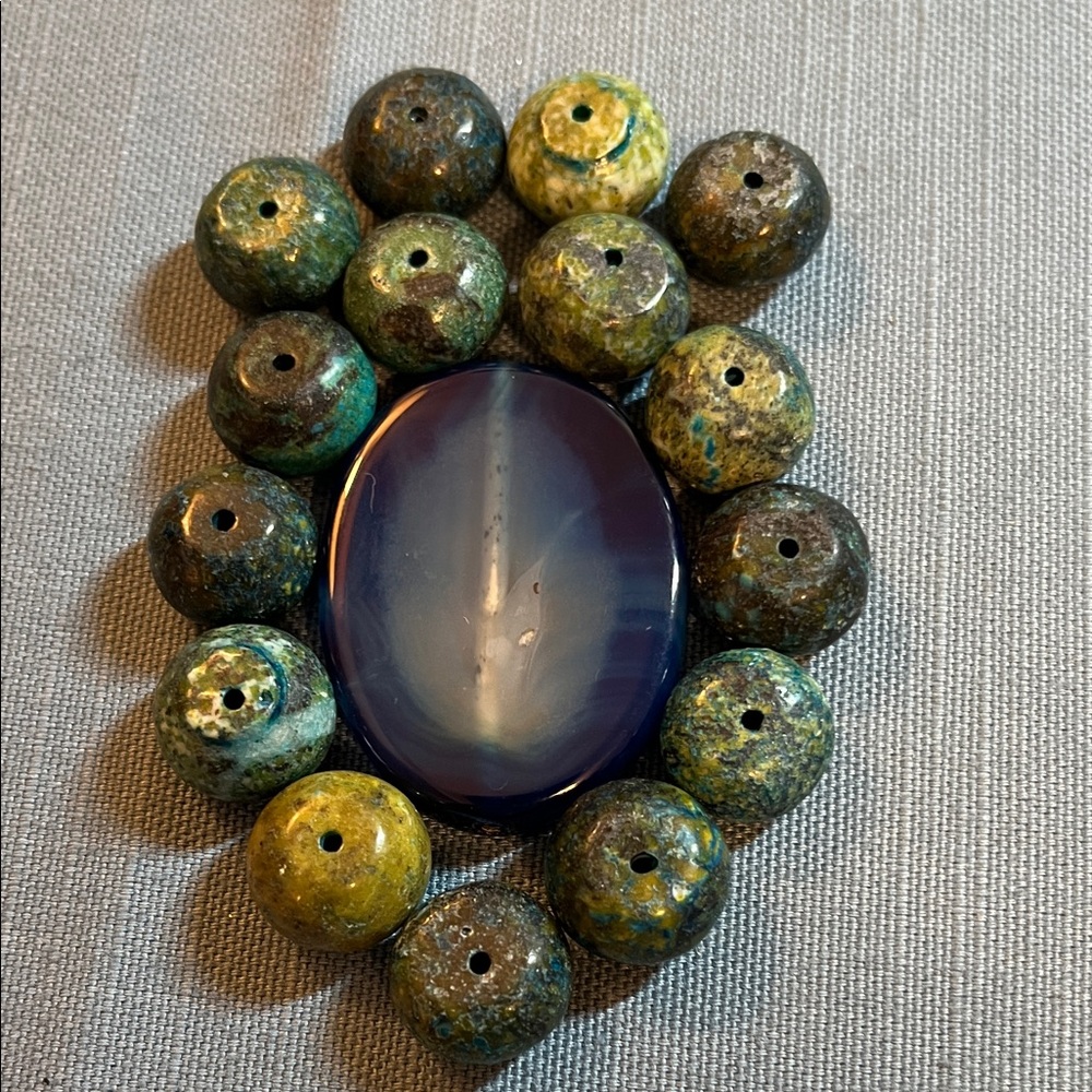 Turquoise color beads and blue agate stone lot, repurpose 081601